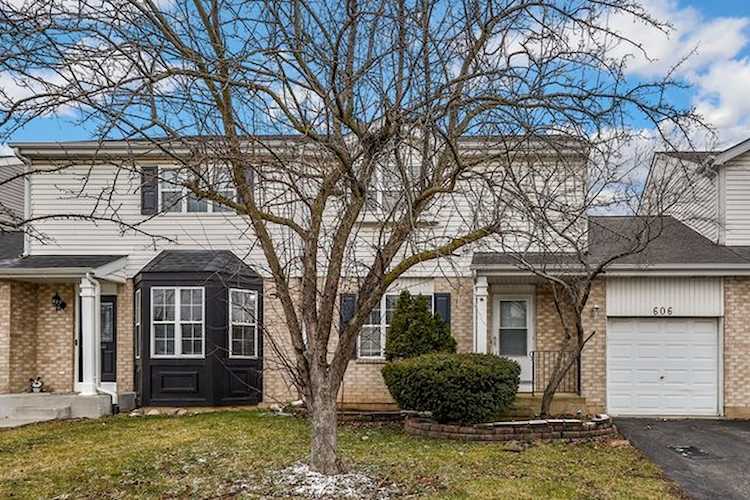 606 Six Pines Dr Romeoville, IL 60446
