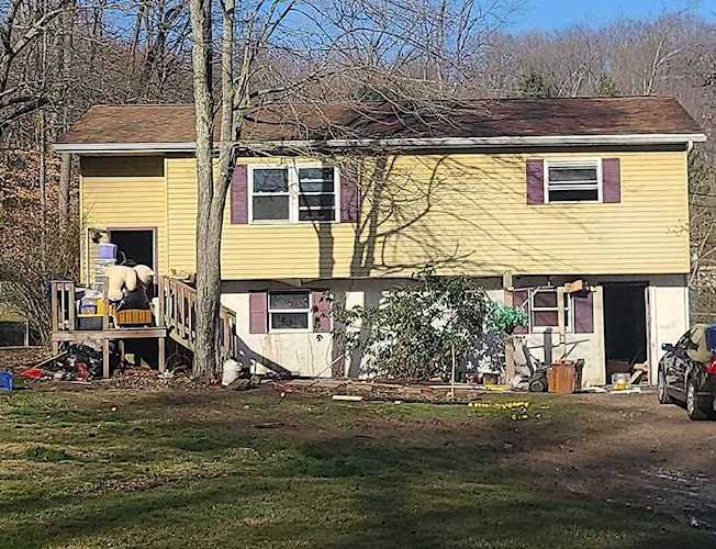 72 Brentview Drive Newark, OH 43055