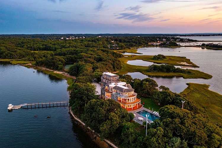178-180 Scraggy Neck Road Bourne, MA 02534