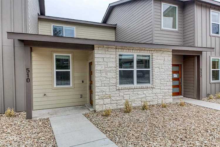 514 Palmer DR Point Venture, TX 78645