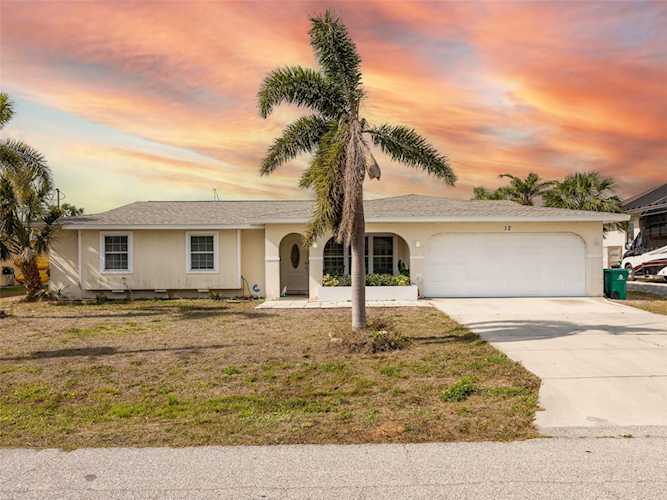 127 Peckham St SW Port Charlotte, FL 33952