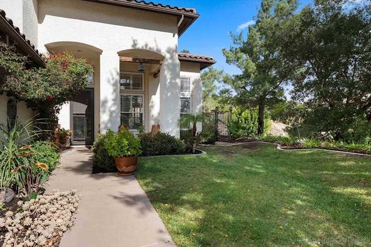 16788 Vista Summit Ramona, CA 92065