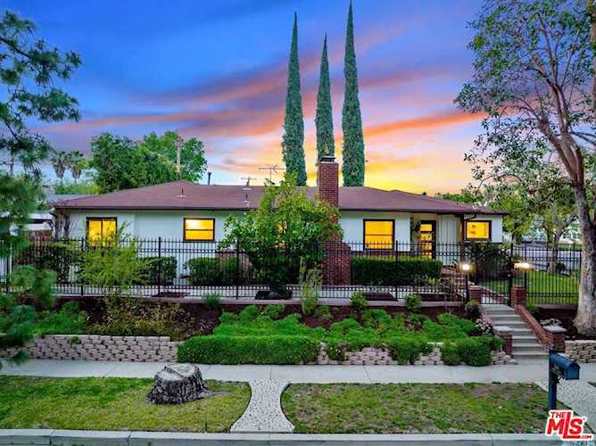 5461 Forbes Ave Encino, CA 91436