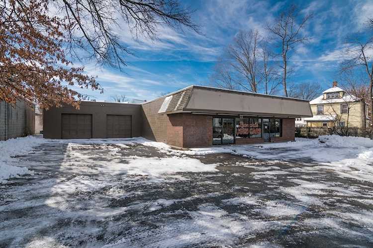 431 Orange St Springfield, MA 01108