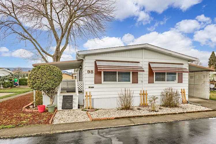 301 Freeman Rd #98 Central Point, OR 97502