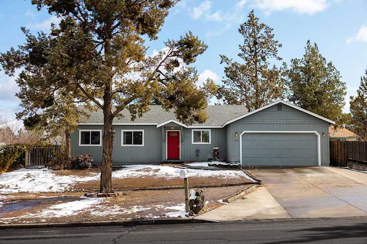 1658 NE Tucson Way Bend, OR 97701