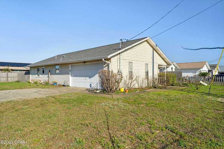648 S Berthe Ave Panama City FL 32404 738583 Fox Lake Sub Phase 2 home for sale CURRENTLY UNDER CONTRACT, SELLER WILL CONSIDER BACKUP OFFER Move in ready 3 bedroom, 2 bath home on... Photo 1