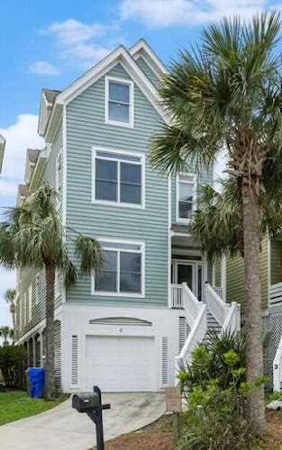 4 Summer Dunes Ln Isle of Palms, SC 29451