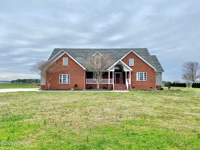 1213 Brickhouse Point Road Elizabeth City, NC 27909