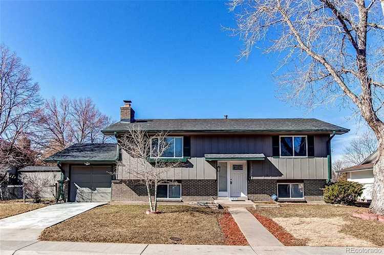 7243 S Syracuse St Centennial, CO 80112 | MLS® 4771180 Photo 1