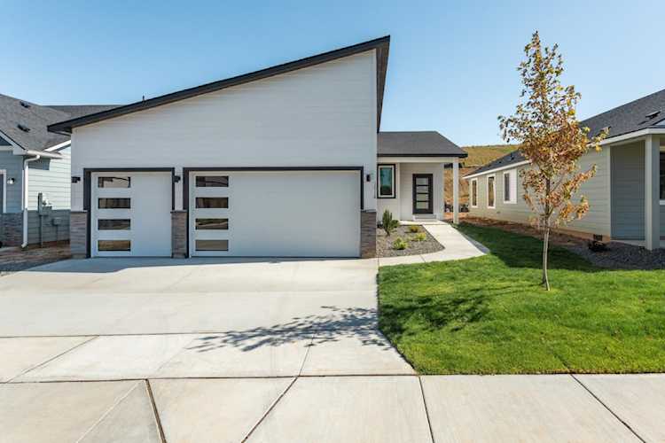 1016 Greenfield Dr Cheney, WA 99004