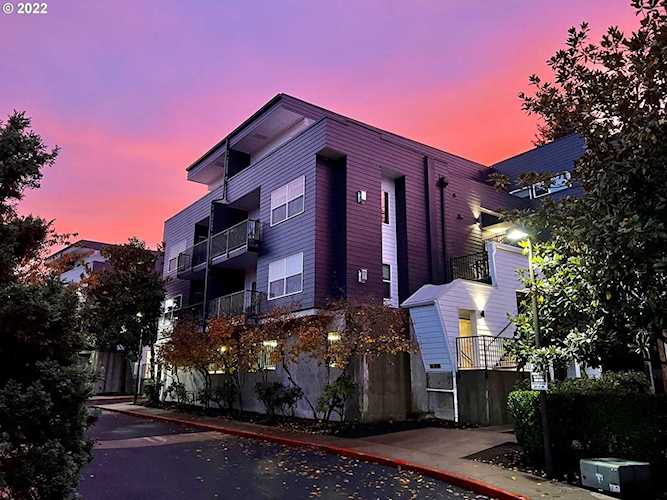 614 S Nevada ST #C Portland, OR 97219