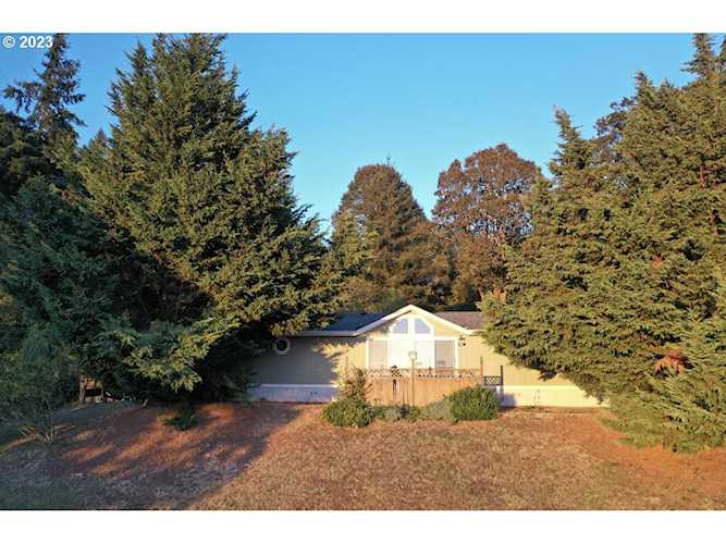 2153 S Cloverdale RD Woodland, WA 98674