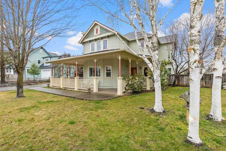 935 Beverly Way Jacksonville, OR 97530