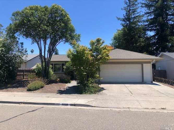 5008 Parkhurst Drive Santa Rosa, CA 95409