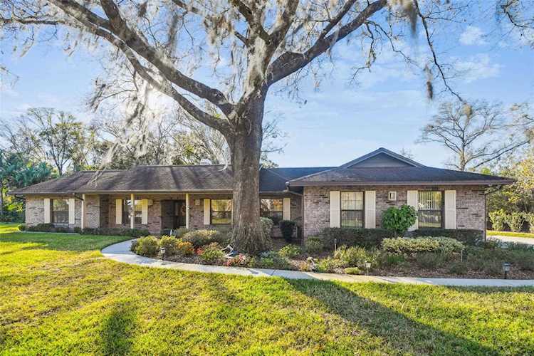 1405 Pope PLACE Lutz, FL 33549