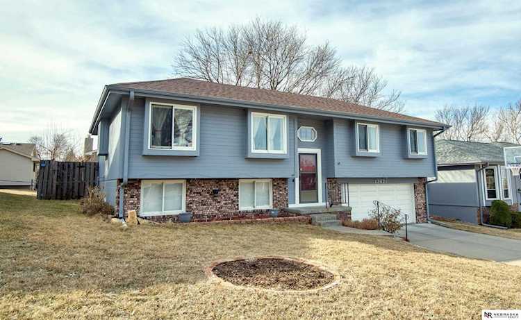 13621 Hascall St Omaha, NE 68144