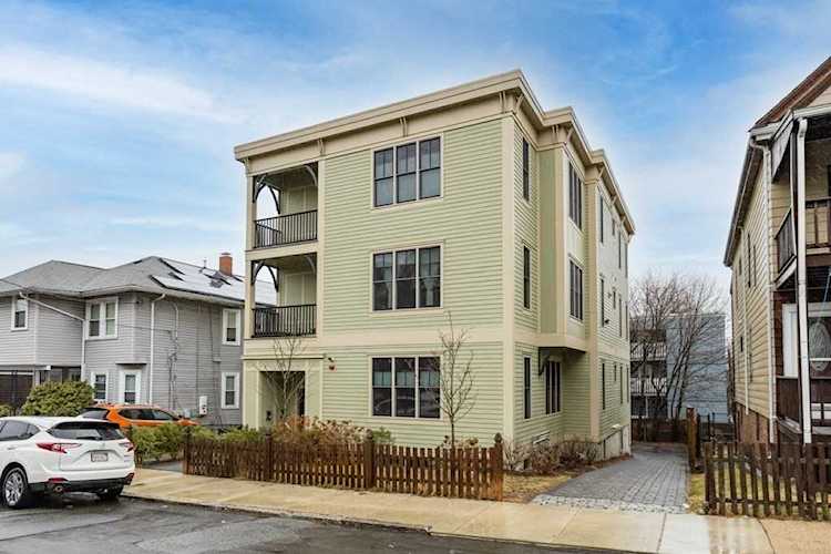 35 Moreland Street #A Somerville, MA 02145