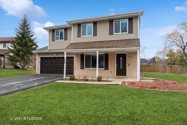 2655 Dorothy Dr Aurora, IL 60504