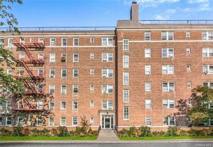 5424 Arlington Avenue #H53 Bronx, NY 10471
