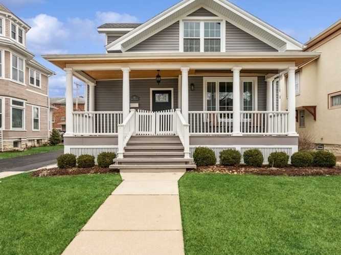 33 S Stone Ave La Grange, IL 60525