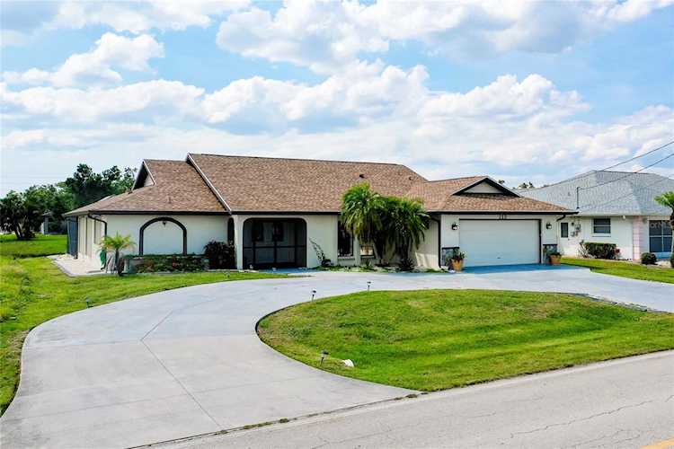 313 Rotonda CIRCLE Rotonda West, FL 33947