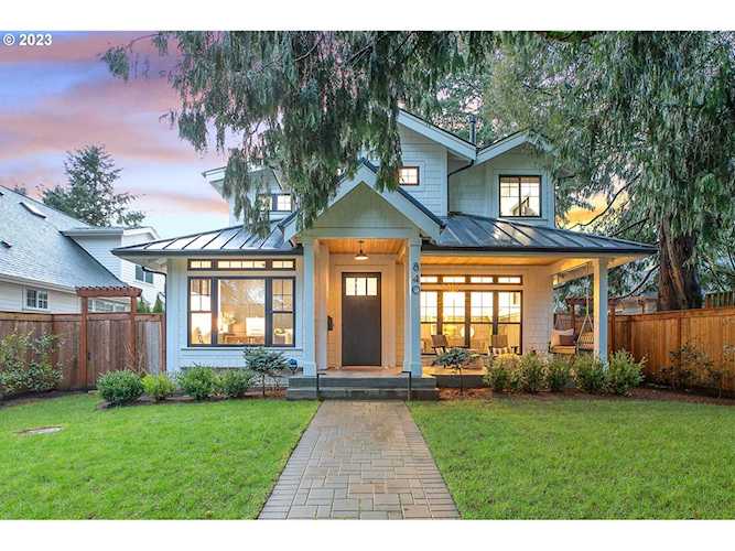 840 9th ST Lake Oswego, OR 97034
