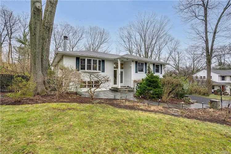 3 Aspen Court Ossining, NY 10562