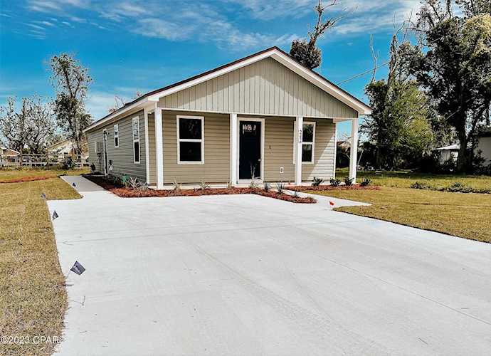 242 N James Ave Panama City FL 32401 738840 Keiths Bay Harbor Add home for sale CURRENTLY UNDER CONTRACT, SELLER WILL CONSIDER BACKUP OFFERS...................Are you looking for... Photo 1