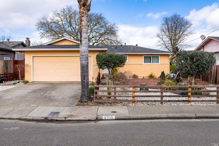 2715 Aztec Street Santa Rosa, CA 95403