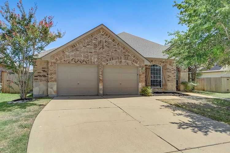 13704 Tercel TRCE Manor, TX 78653