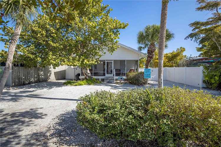 117 Beach Rd Sarasota, FL 34242
