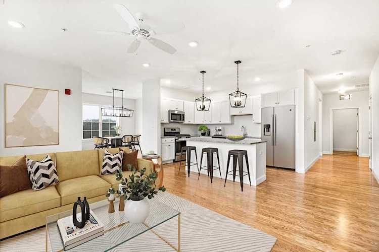 45 Plaza Way #412 Plymouth, MA 02360