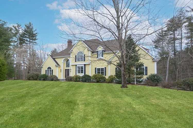 83 Winslow Road Westwood, MA 02090