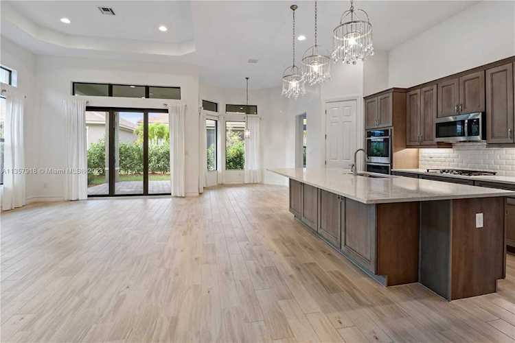 11853 Fortress Run Parkland, FL 33076