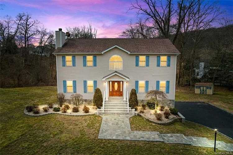 6 Jay Road Cortlandt Manor, NY 10567