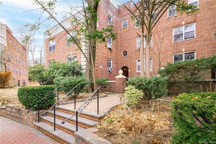 11 Sunnybrook Road #3B Bronxville, NY 10708