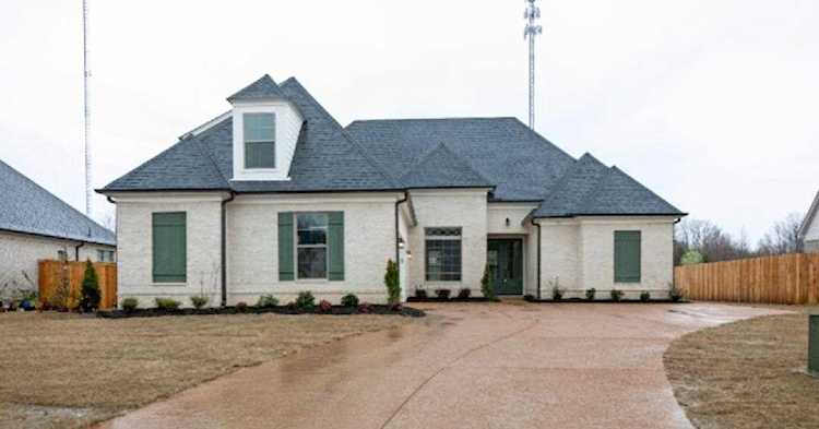 70 Laurel Wood Ln Oakland, TN 38060