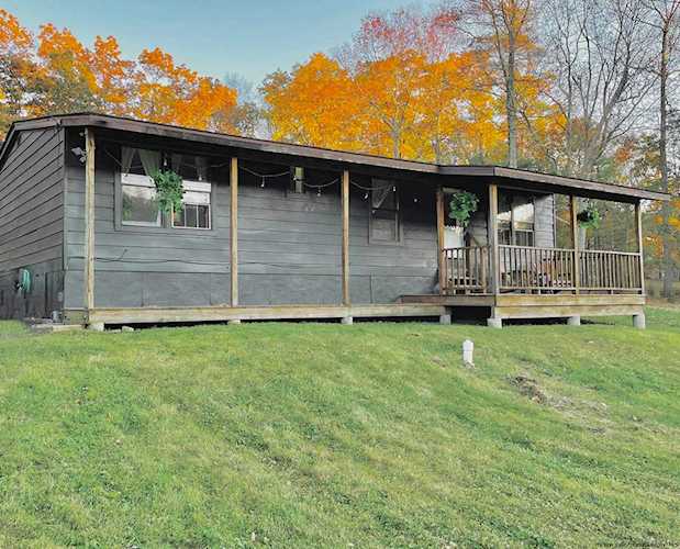 77 Fishcreek Rd Saugerties, NY 12477