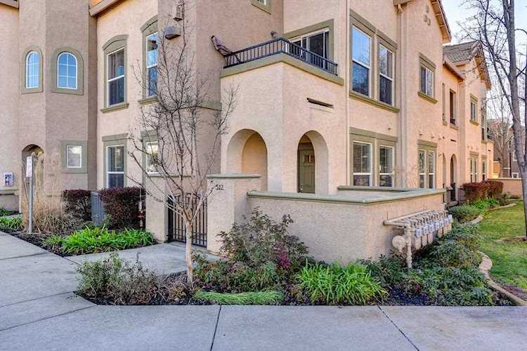 517 Vessona Circle #517 Folsom, CA 95630