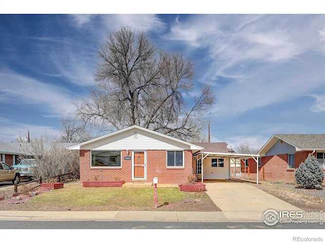 1342 Sharpe Place Longmont, CO 80501
