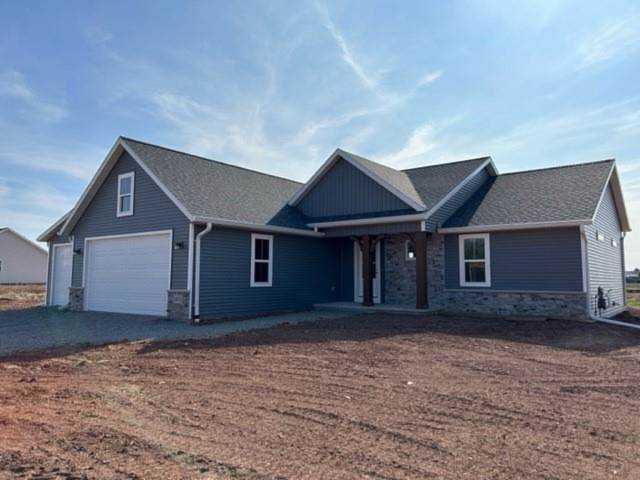 N9271 Laura St Appleton, WI 54915 home for sale, MLS#50272028 - Dallaire Realty Photo 1