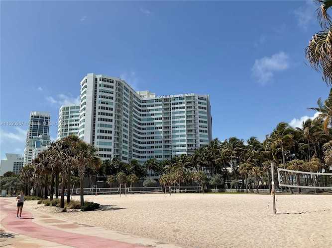 7135 Collins Ave #1413 Miami Beach, FL 33141