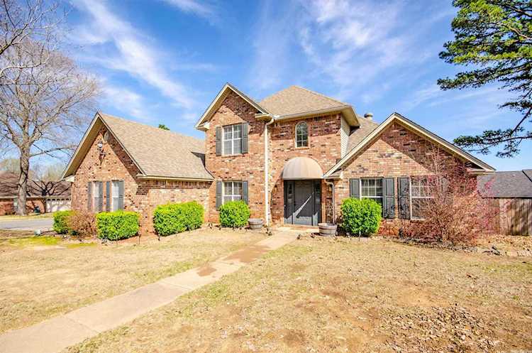 720 Bonnie Conway, AR 72034