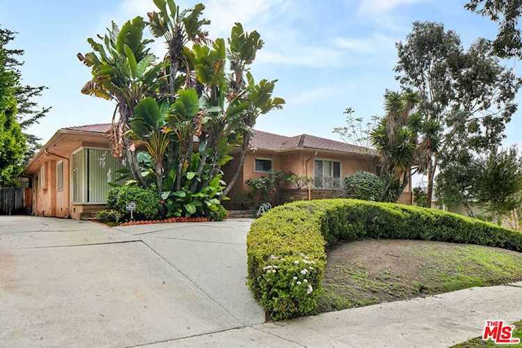 2240 Duxbury Circle Los Angeles, CA 90034