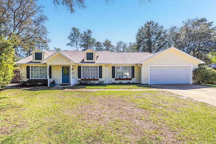 844 St Pierre Cove Niceville, FL 32578