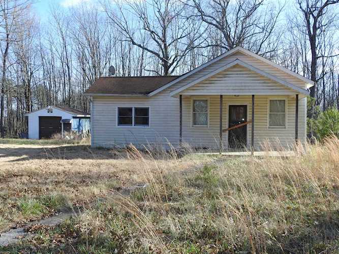 1112 Smith Mountain Lake Huddleston, VA 24104