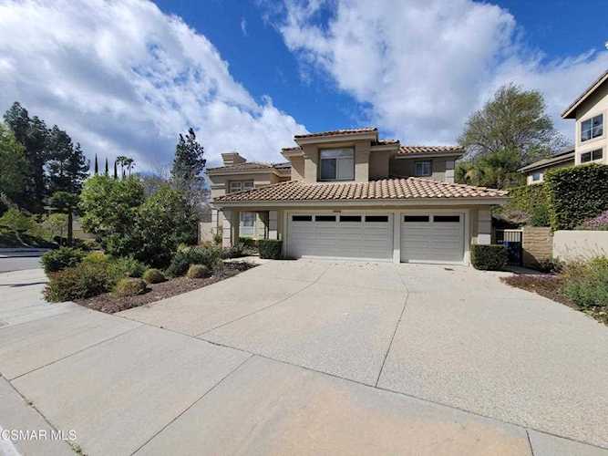 22357 Dunmore Dr Calabasas, CA 91302