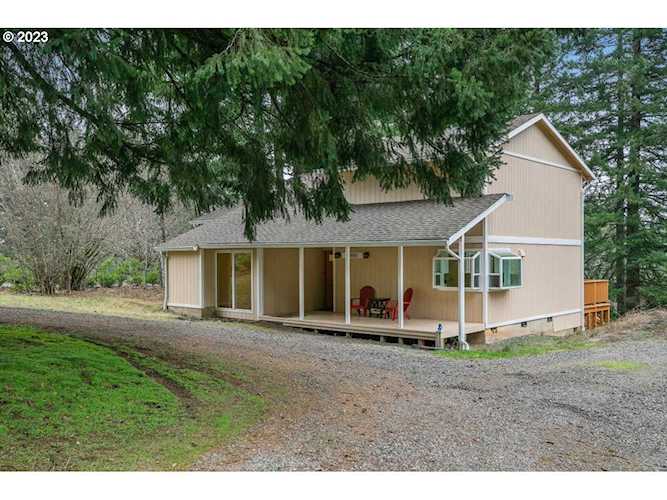 21880 S Woodland WAY Estacada, OR 97023