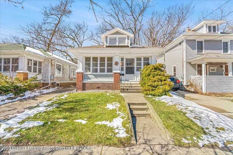 324 S Holmes St Lansing, MI 48912 | MLS 271774 Photo 1
